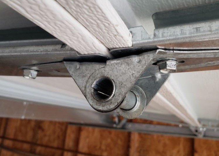 garage door spring replacement Garage Door Maintenance Garag Garage Door Maintenance East Moline